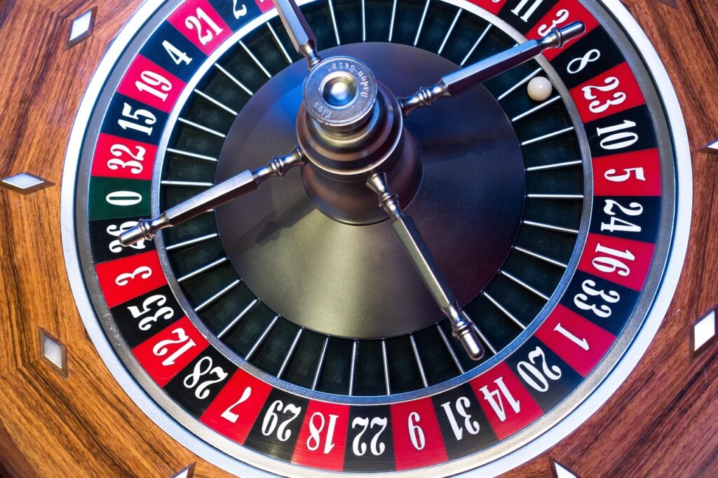 roulette, roulette wheel, bullet, rotate, move, blurred, rotation, game, gambling, game bank, roulette, roulette, roulette, roulette, roulette, roulette wheel, gambling-1003120.jpg